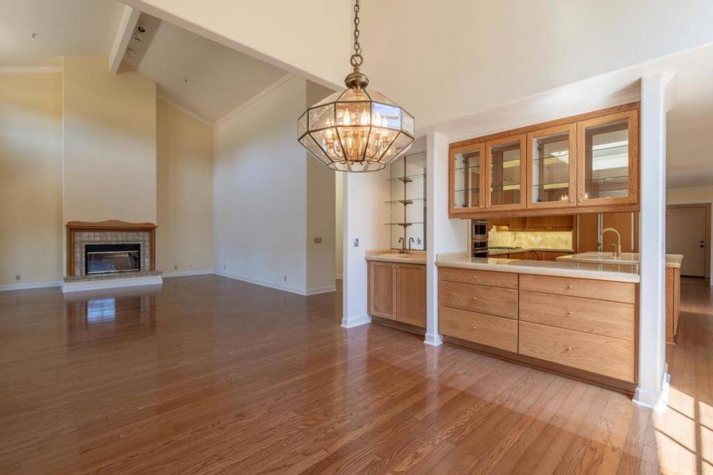 Salinas, CA 93908,25387 Markham LN