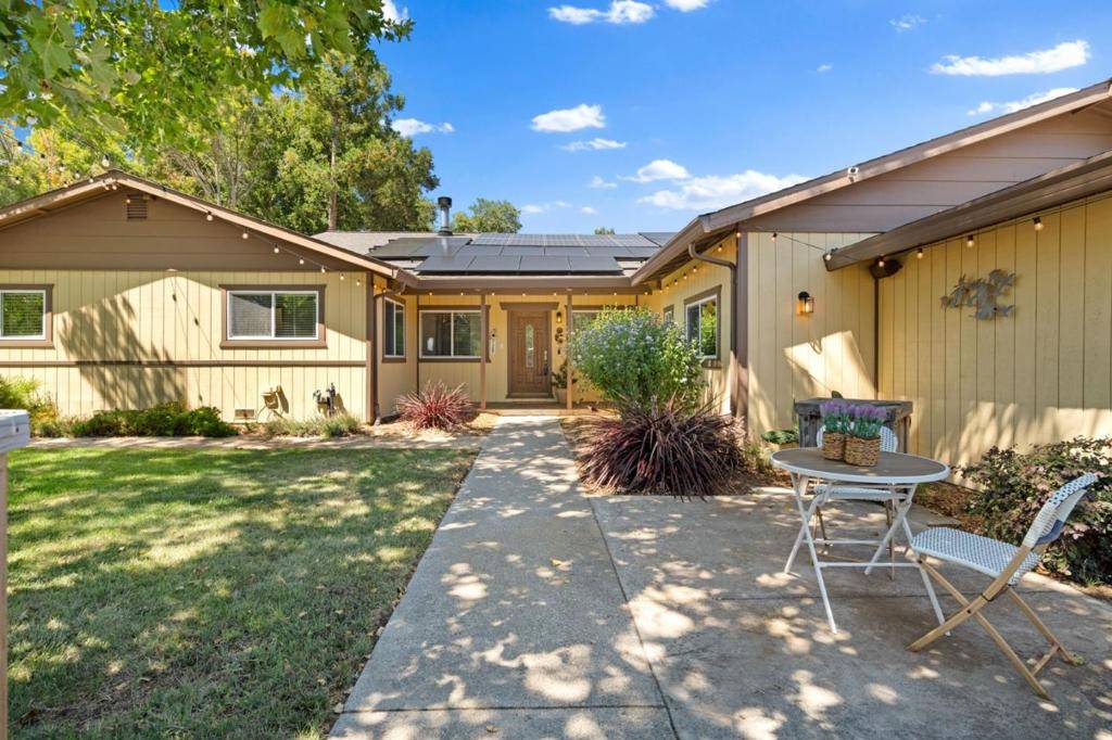 Gilroy, CA 95020,9430 Burchell RD