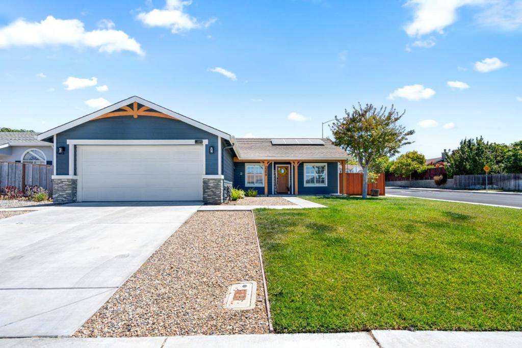 Hollister, CA 95023,2399 Paradise DR