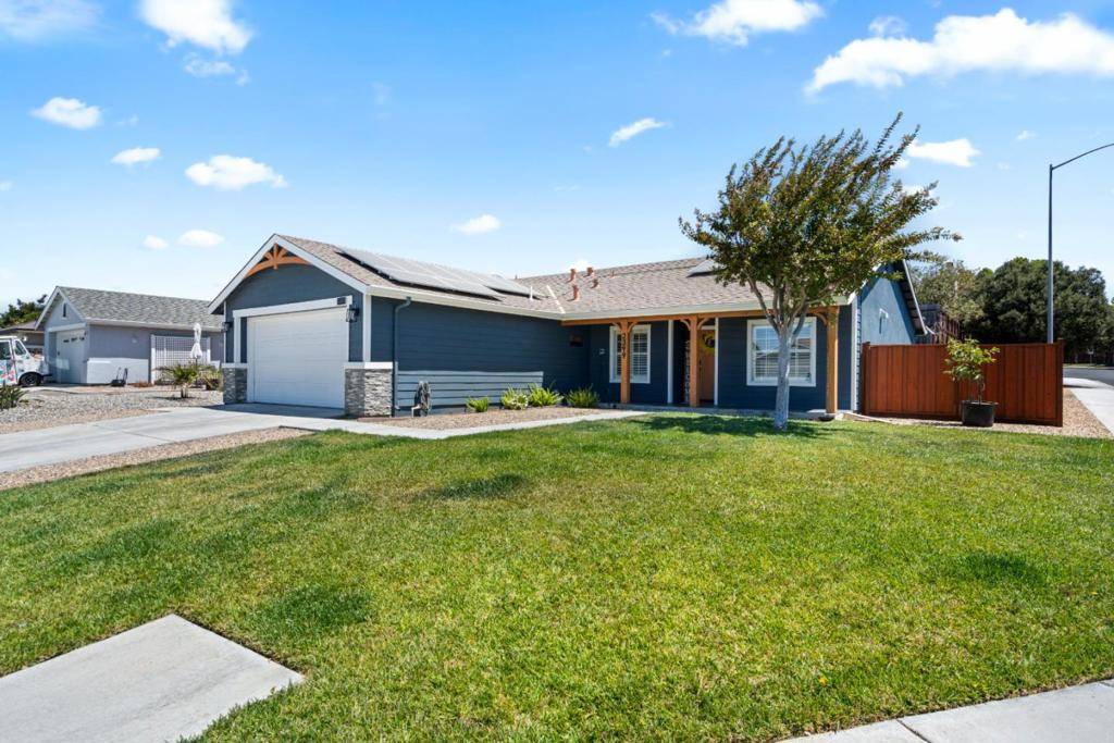 Hollister, CA 95023,2399 Paradise DR