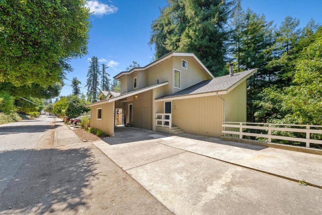 Aptos, CA 95003,146 Aptos School RD
