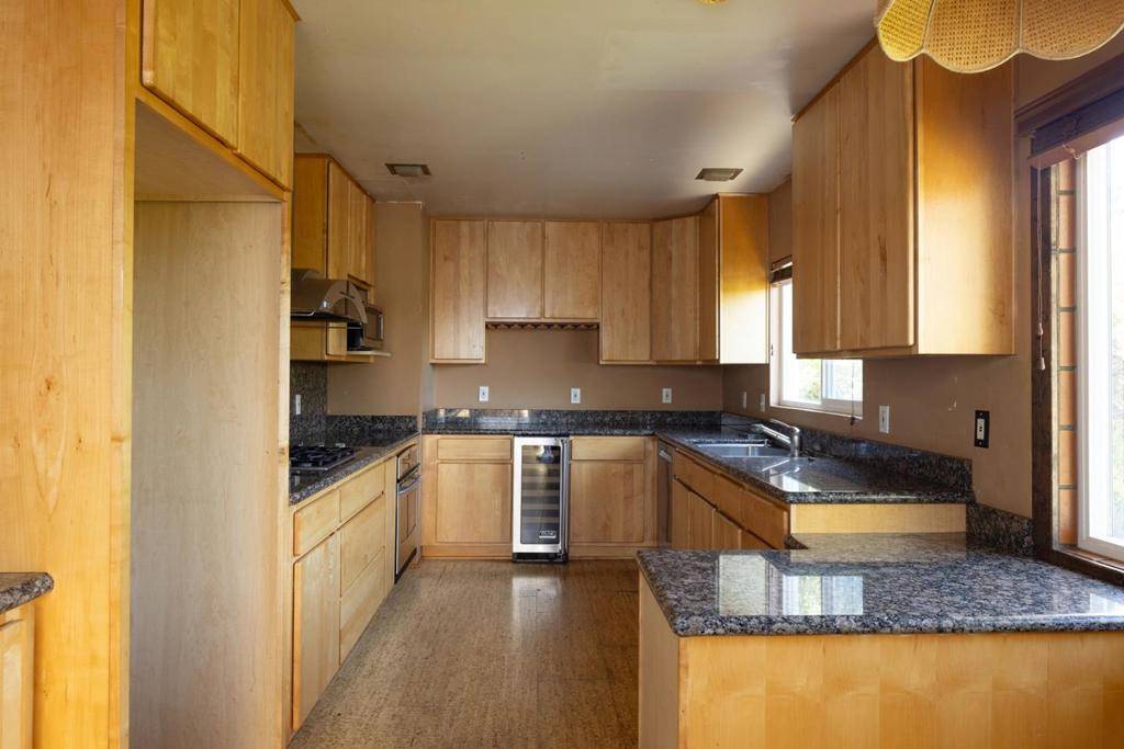 Pacific Grove, CA 93950,1113 Buena Vista AVE