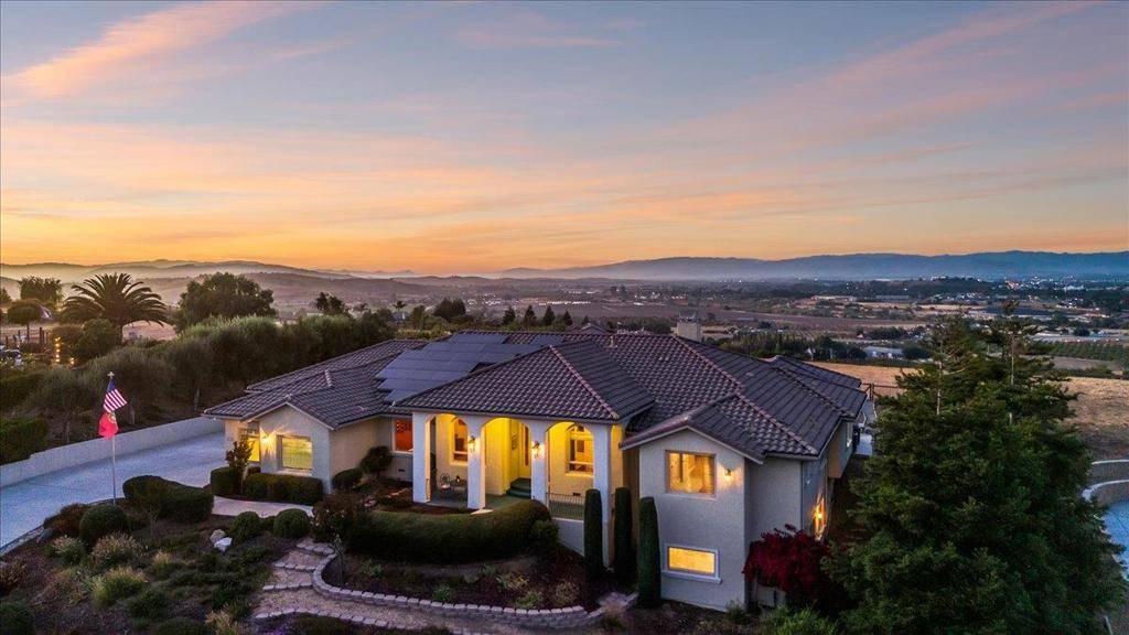Hollister, CA 95023,4116 Ashford CIR