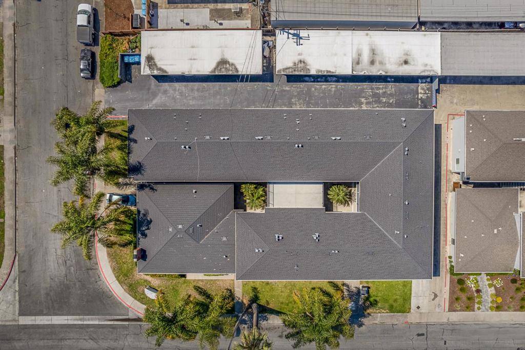 Santa Clara, CA 95050,2104 Royal DR