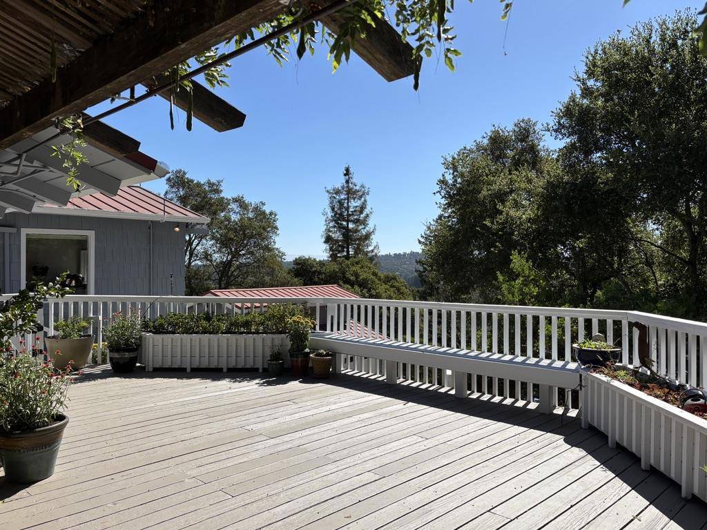 Portola Valley, CA 94028,108 Santa Maria AVE