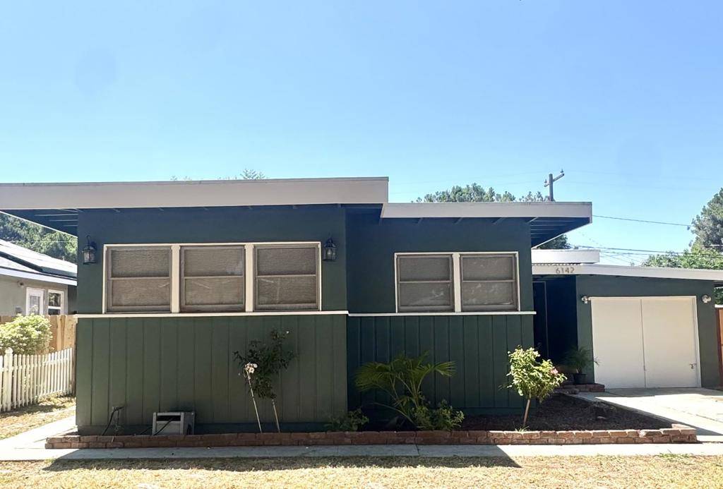 Long Beach, CA 90808,6142 E Peabody ST