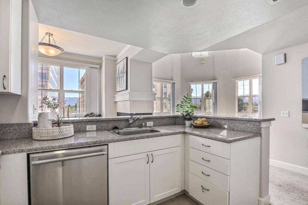 Cupertino, CA 95014,20488 Stevens Creek BLVD #2301
