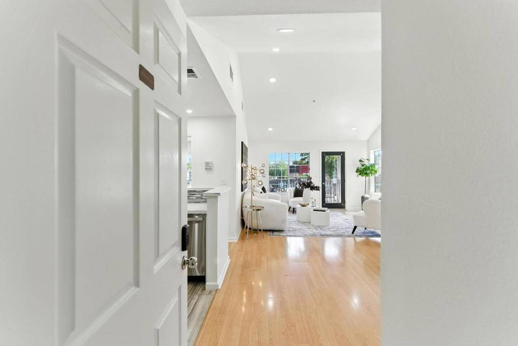 Belmont, CA 94002,935 Old County RD #42