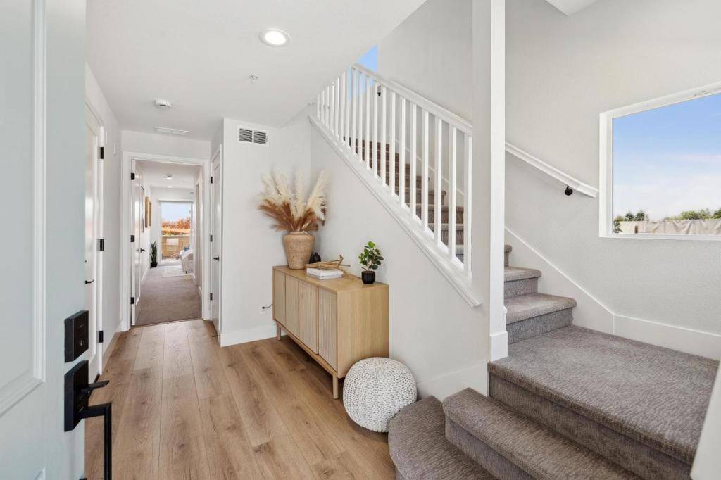 Watsonville, CA 95076,417 Annie DR