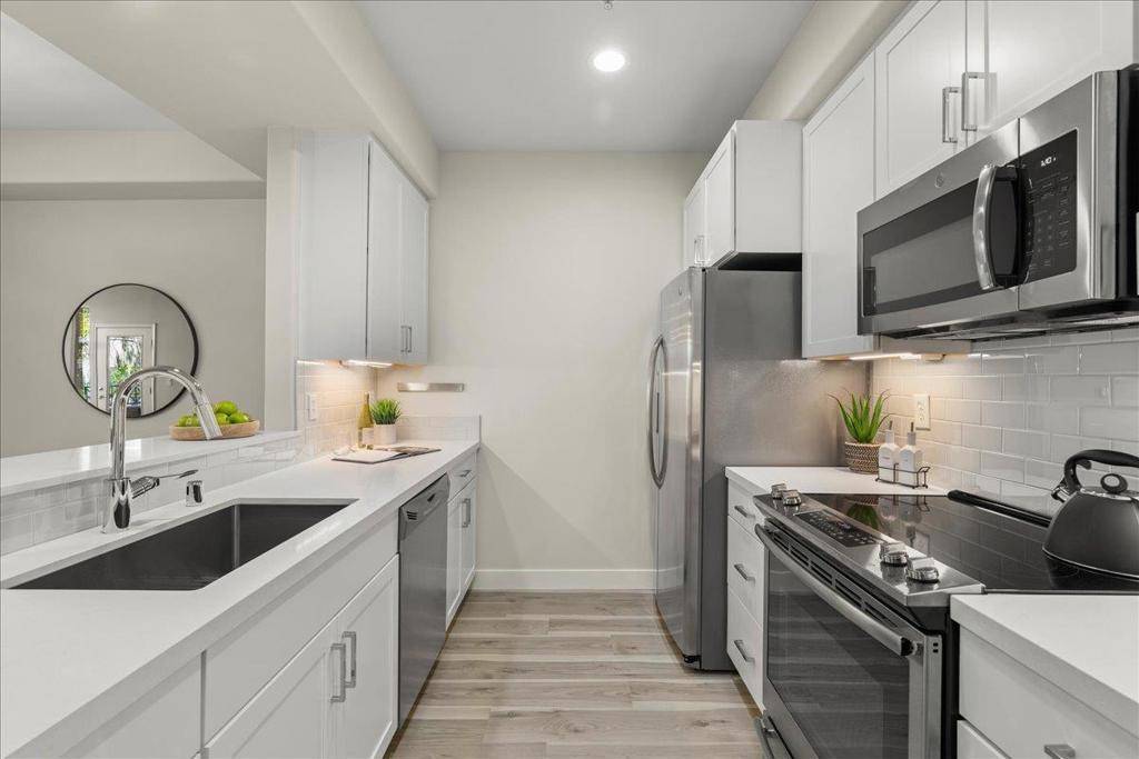 San Mateo, CA 94403,1951 Ofarrell ST #203