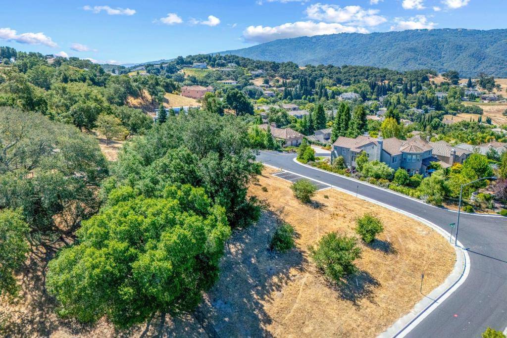 Gilroy, CA 95020,2393 Banyan ST