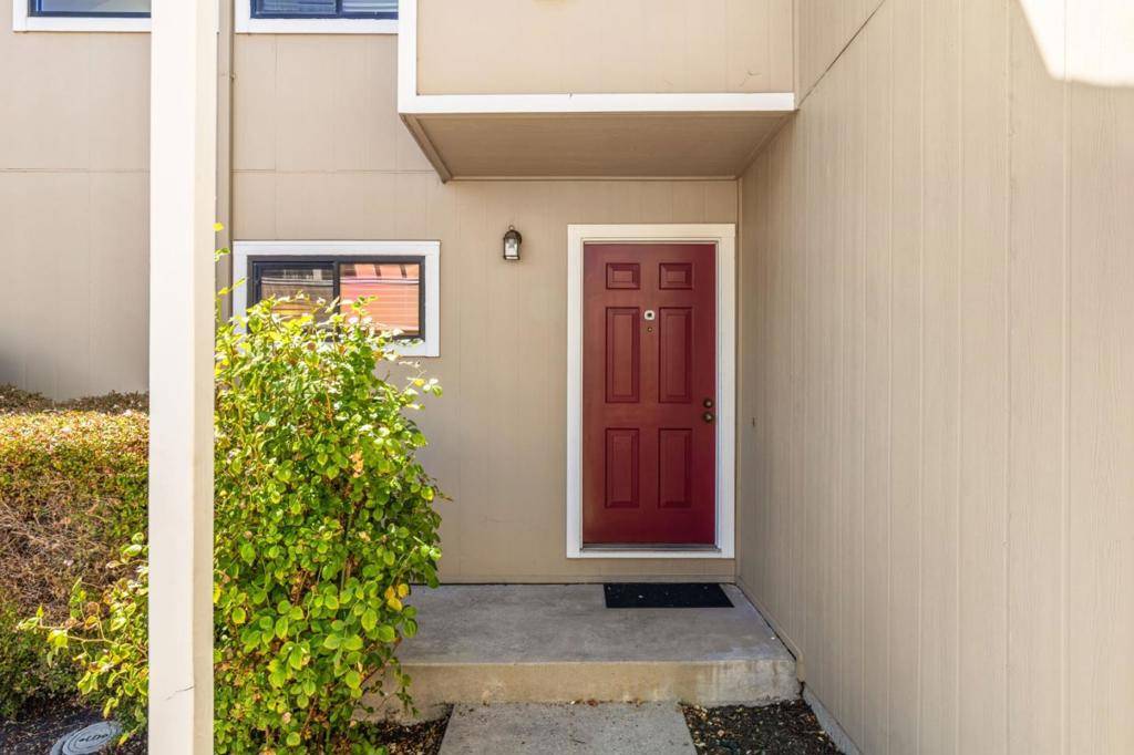 Mountain View, CA 94043,1993 Plymouth ST #11