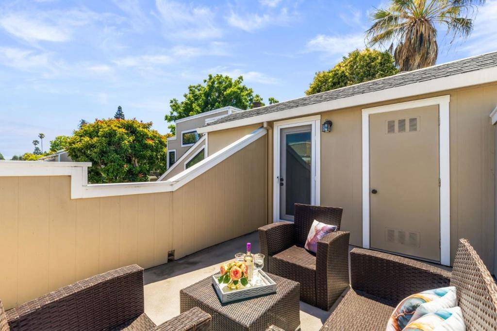 Mountain View, CA 94043,1993 Plymouth ST #11