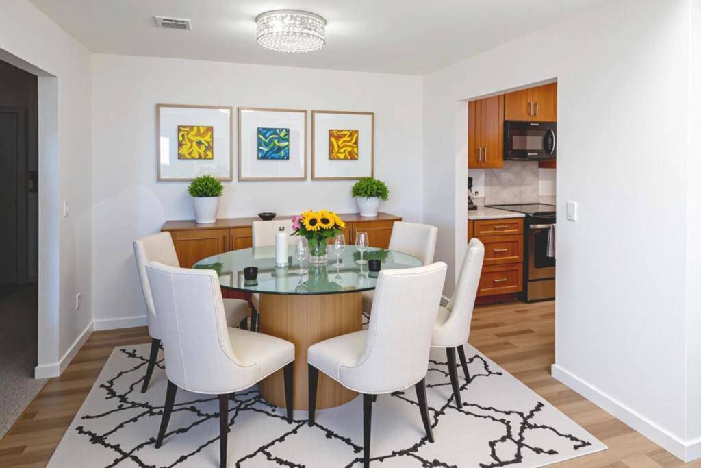 Foster City, CA 94404,212 Albacore LN