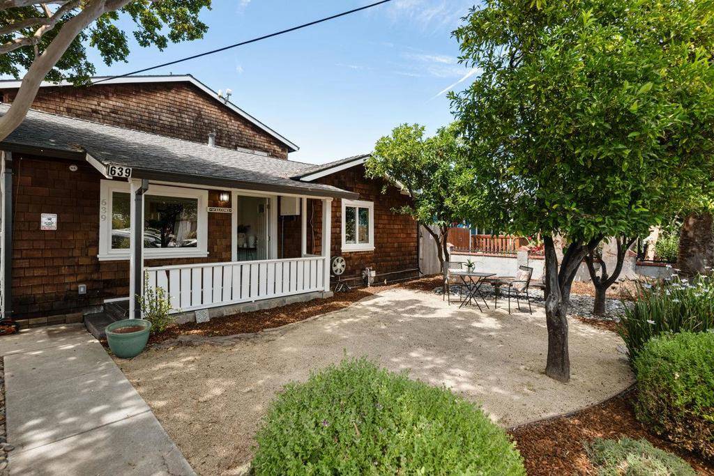 Redwood City, CA 94063,639 Douglas AVE