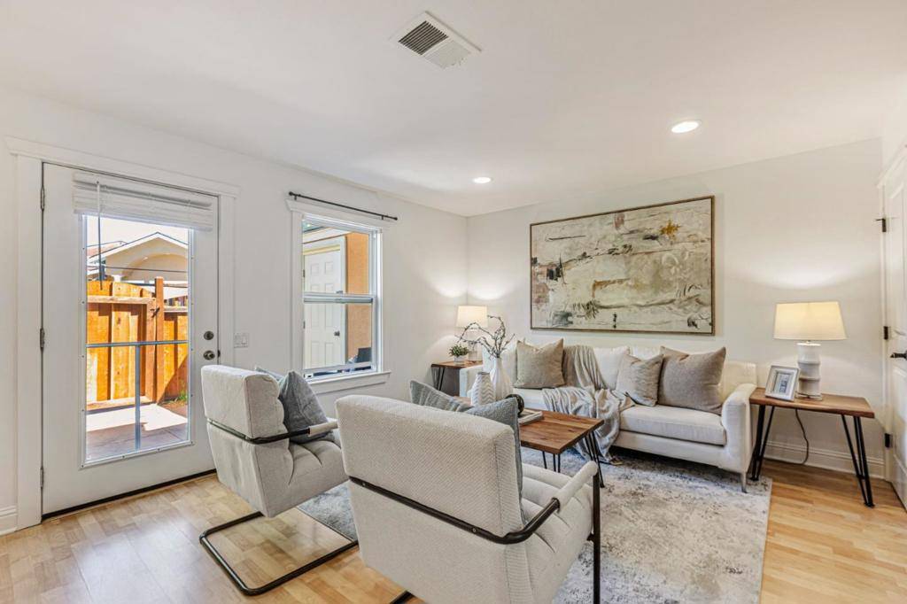 Sunnyvale, CA 94087,865 Carlisle WAY #103