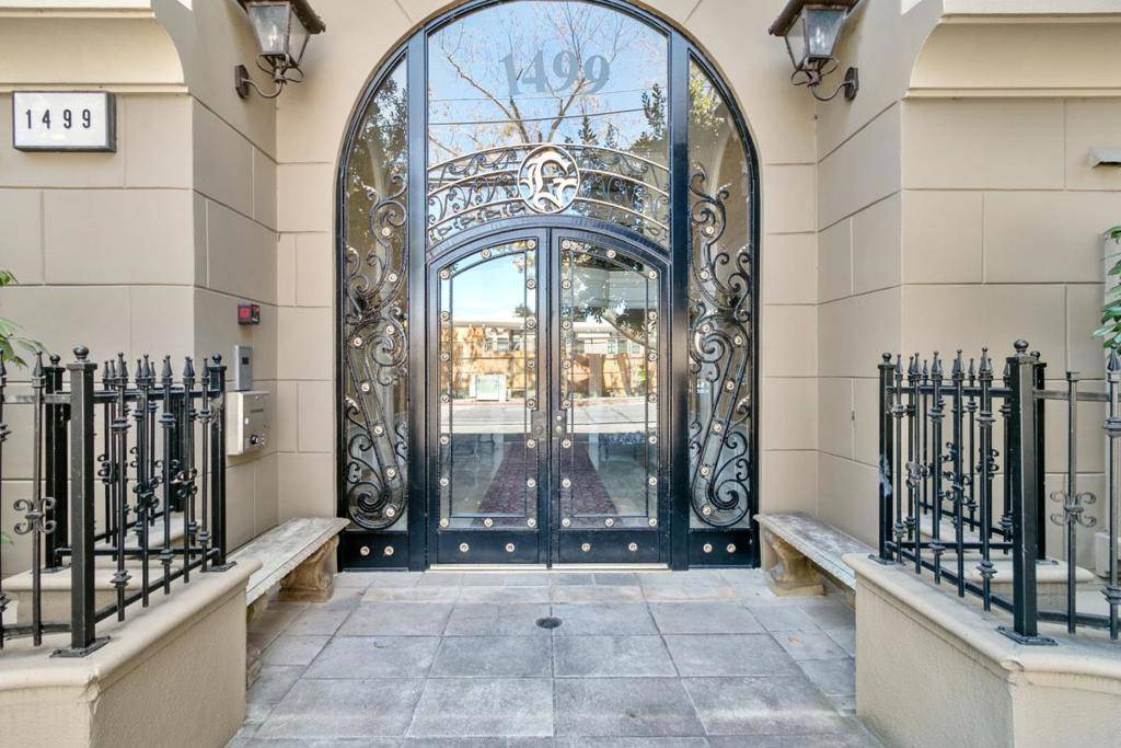 Burlingame, CA 94010,1499 Oak Grove AVE #202