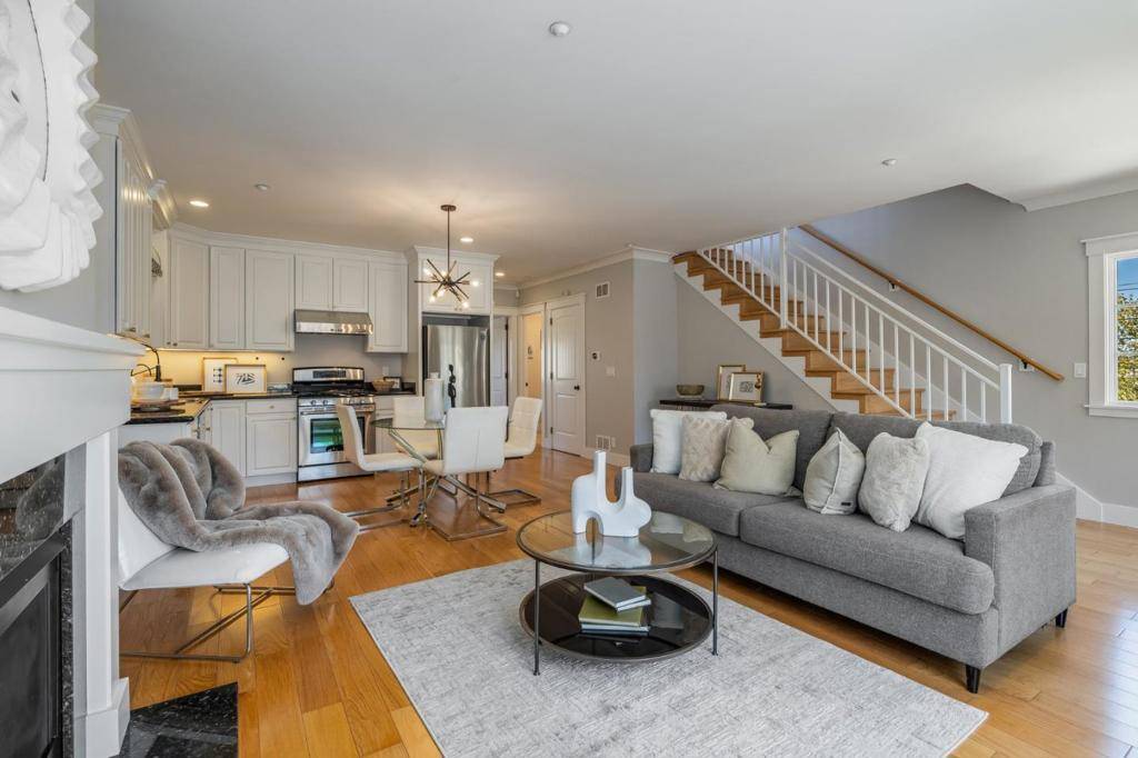 San Mateo, CA 94402,1705 Palm AVE #19