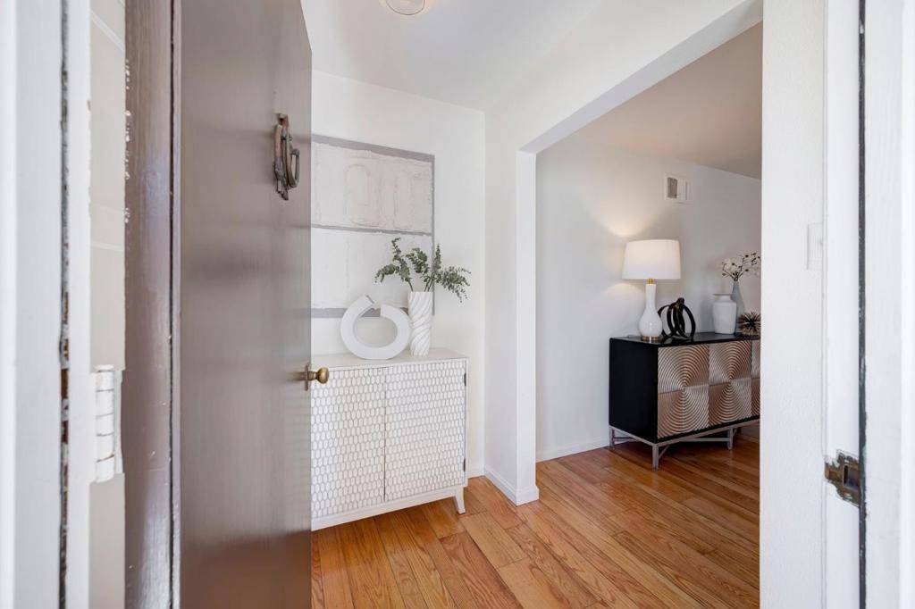 San Mateo, CA 94402,755 Nevada AVE
