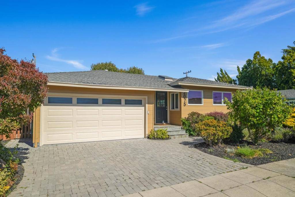 San Mateo, CA 94403,2075 Sullivan ST