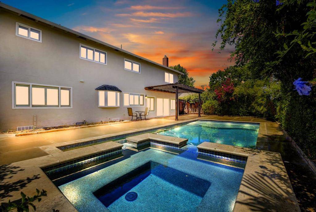 Pleasanton, CA 94566,4563 Gatetree