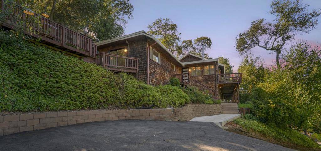 Los Gatos, CA 95030,52 Jackson ST