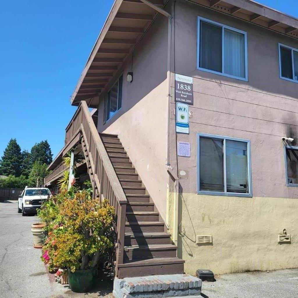 East Palo Alto, CA 94303,1838 W Bayshore RD