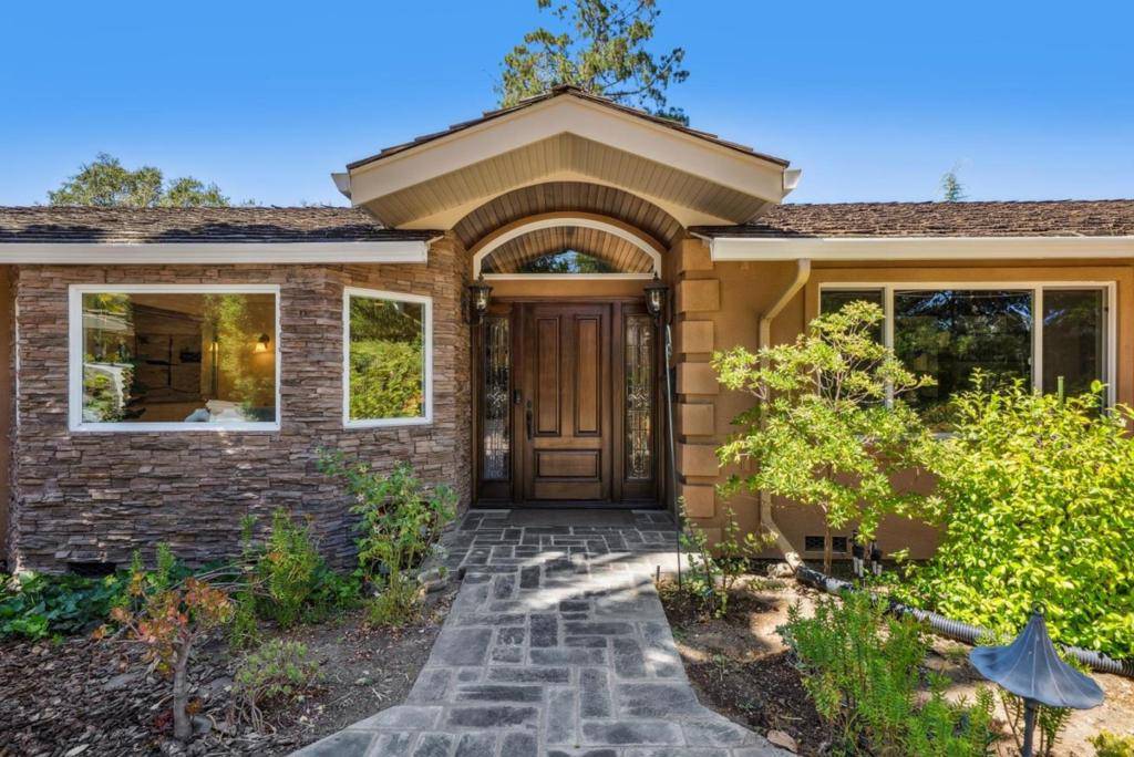 Saratoga, CA 95070,19521 Tweed CT