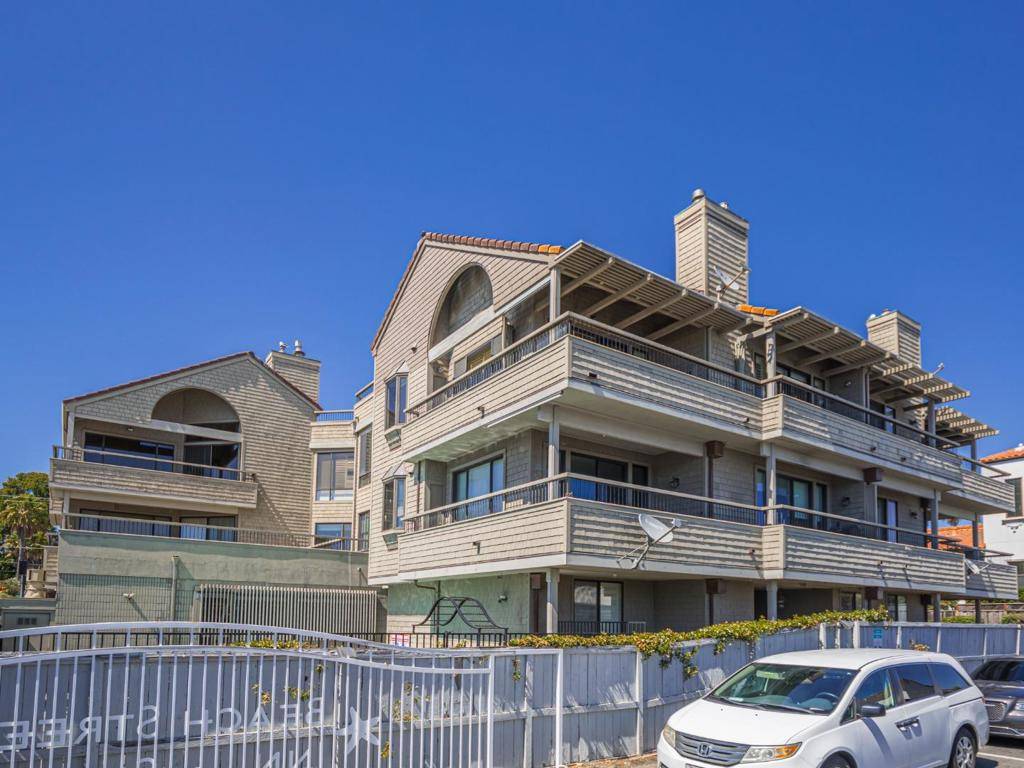 Santa Cruz, CA 95060,515 2nd ST #2A