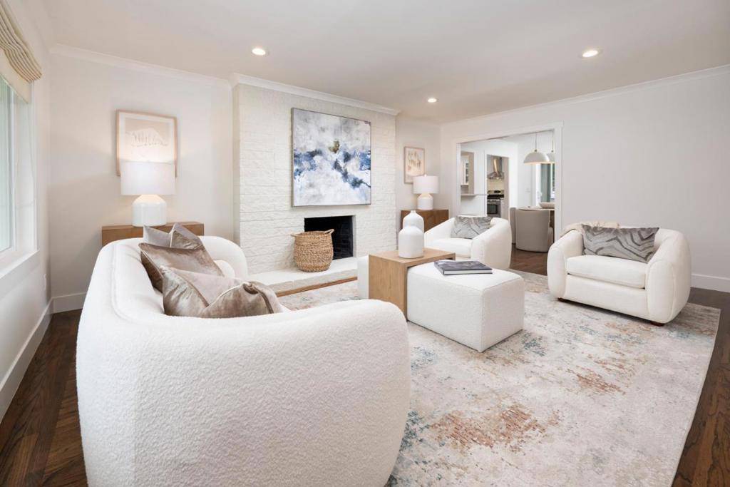 San Mateo, CA 94402,1144 Hawthorne DR