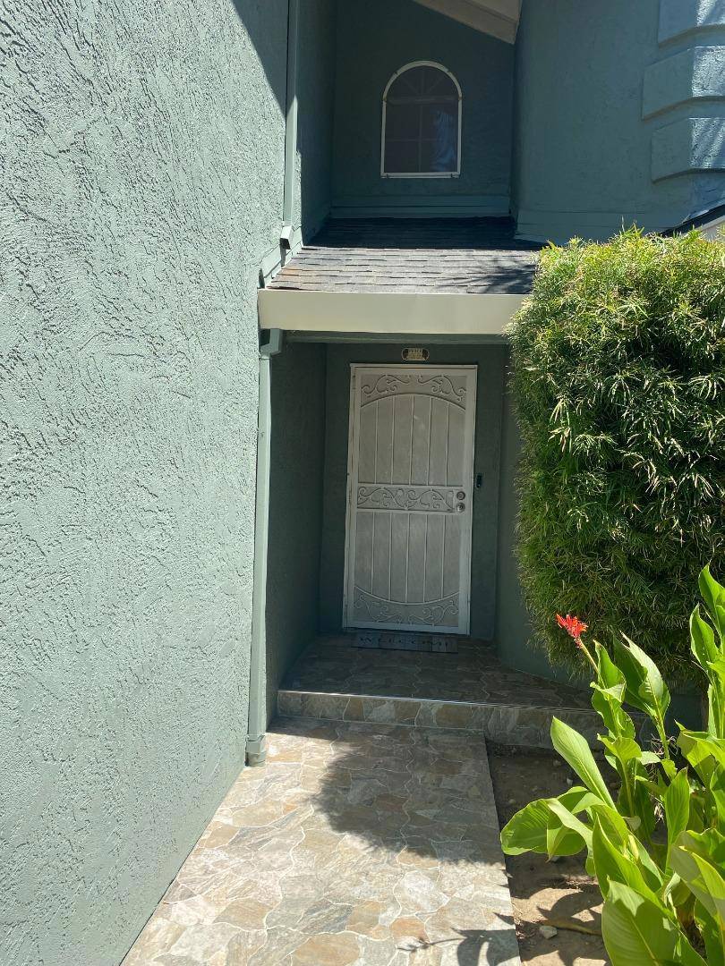 Modesto, CA 95351,1210 Snow Ridge CT