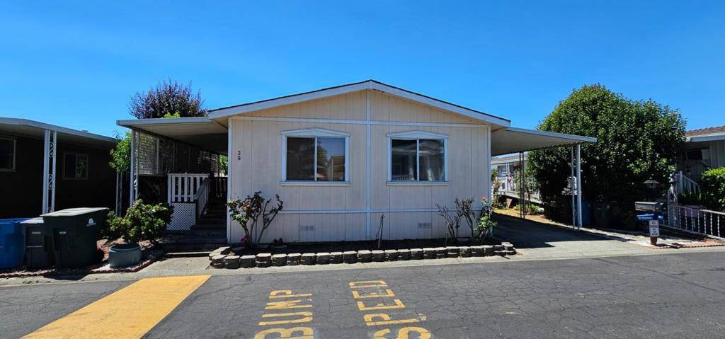 Gilroy, CA 95020,500 W 10th ST