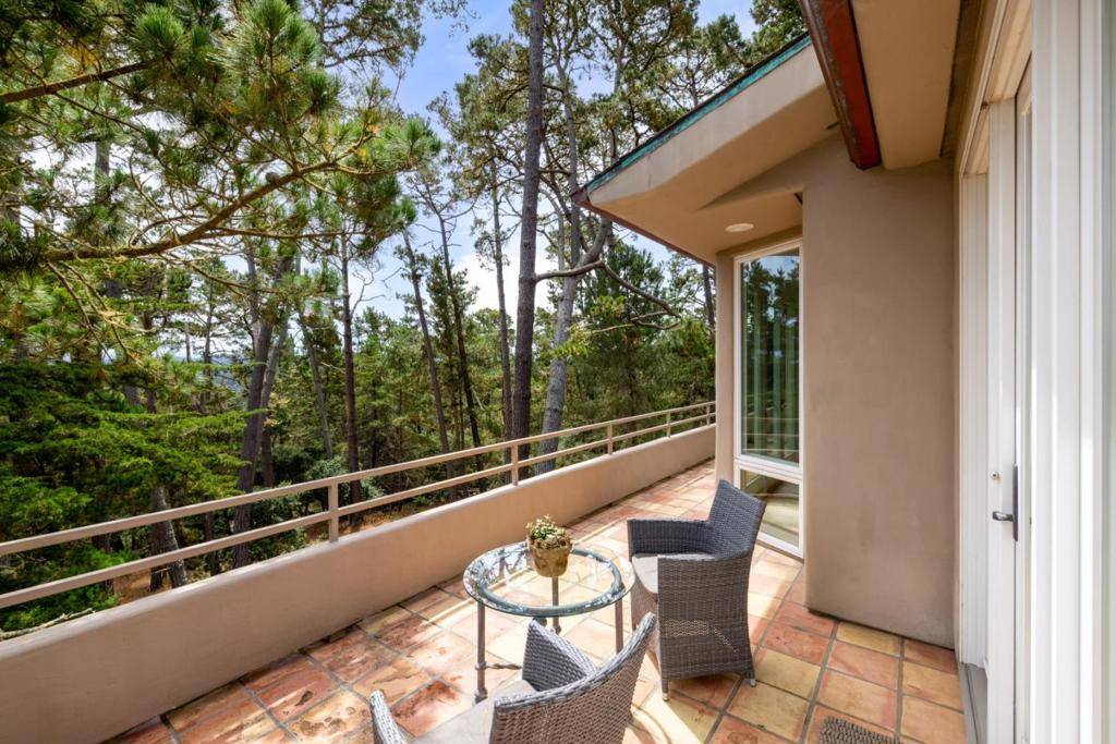 Pebble Beach, CA 93953,4043 Costado RD