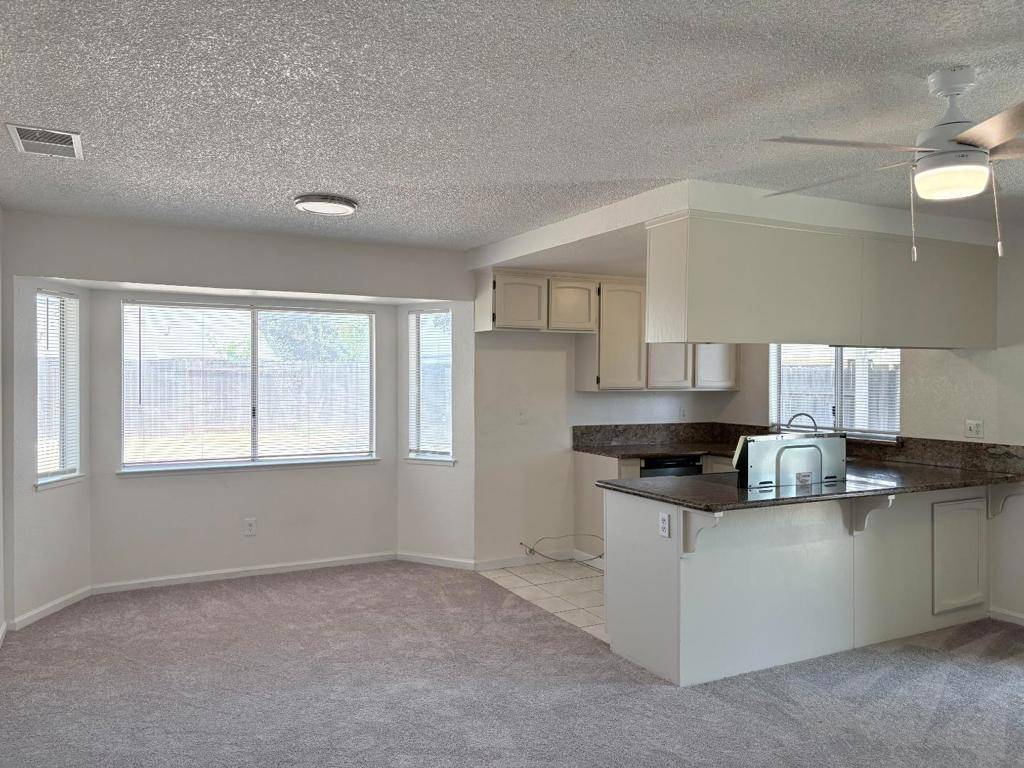 Sacramento, CA 95823,3765 Samos WAY