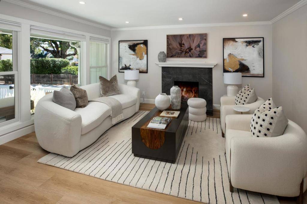 Menlo Park, CA 94025,1031 Timothy LN