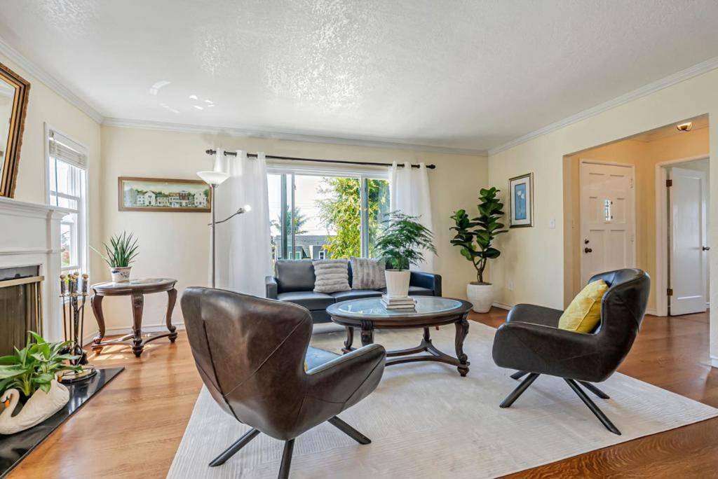 Richmond, CA 94805,604 Key BLVD