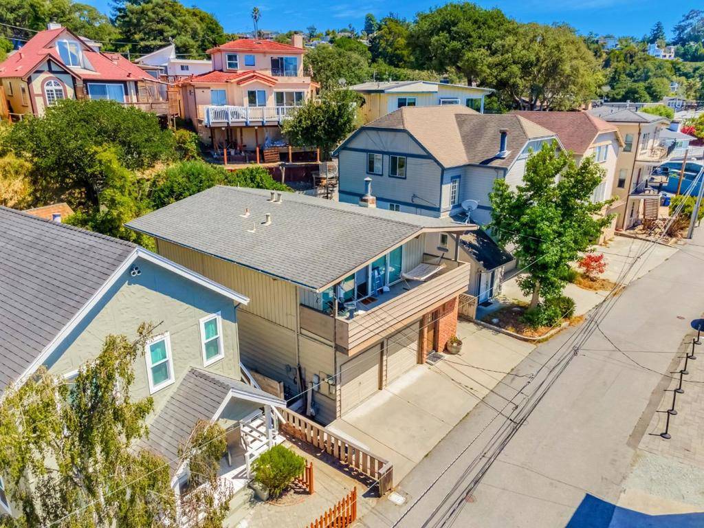 Aptos, CA 95003,307 Treasure Island DR