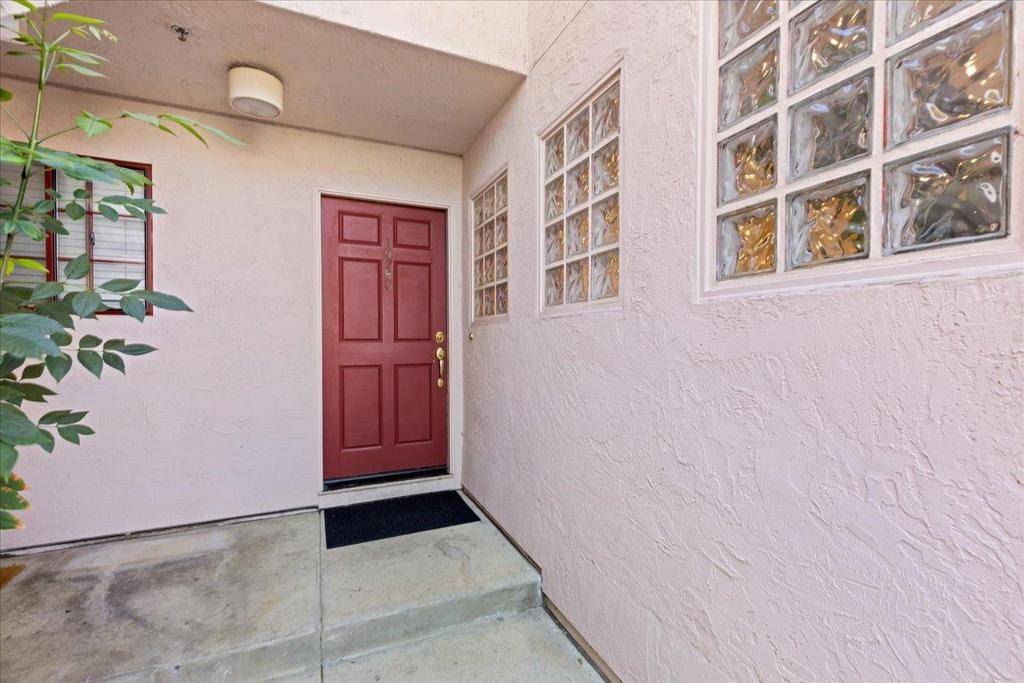 Cupertino, CA 95014,10203 Nile DR