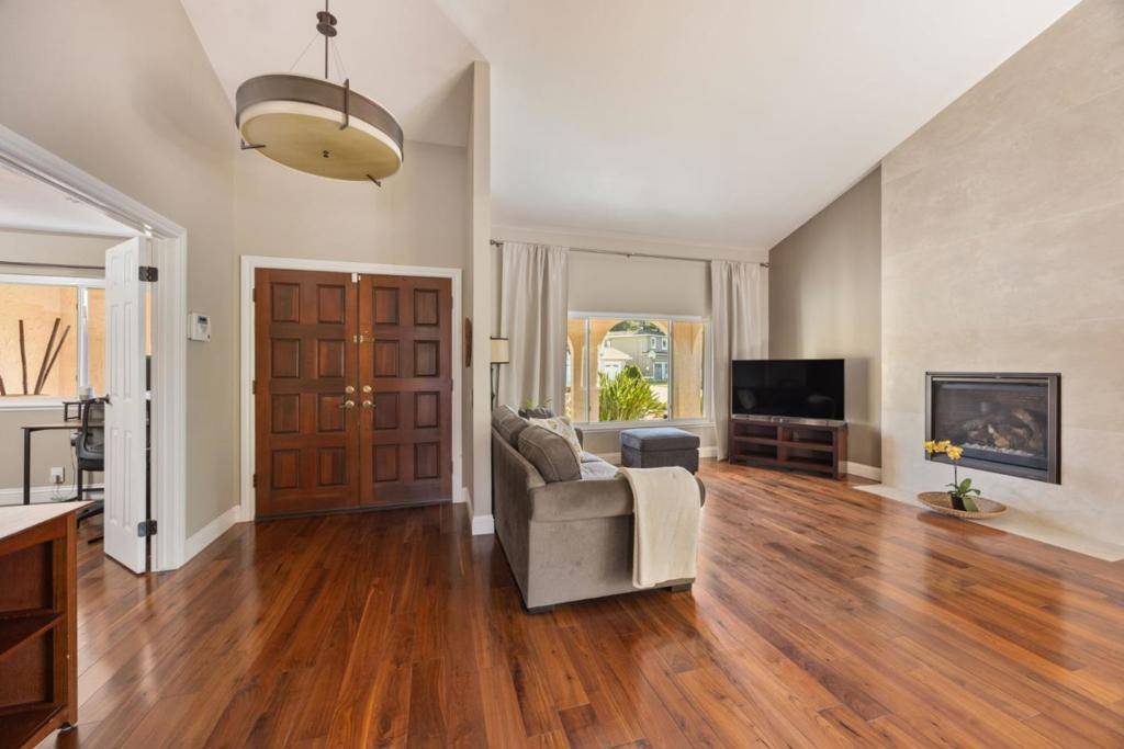 San Jose, CA 95120,1563 Dorcey LN