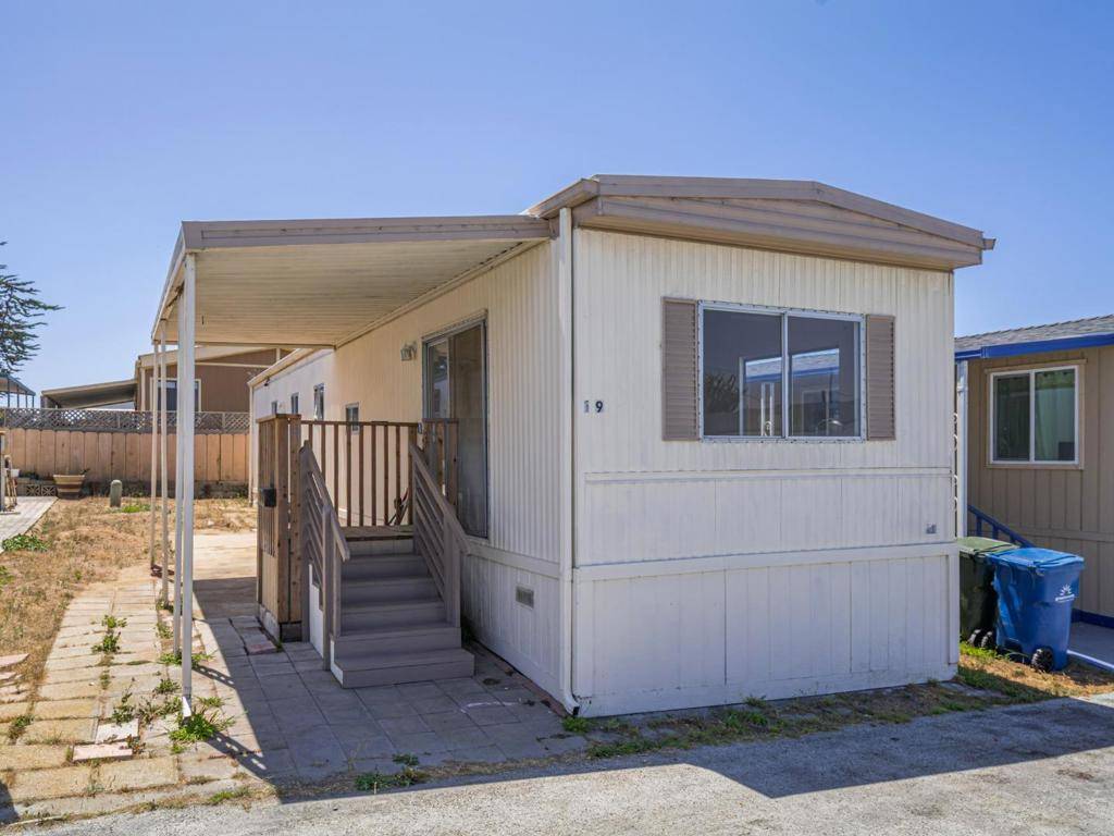 Marina, CA 93933,3128 Crescent AVE