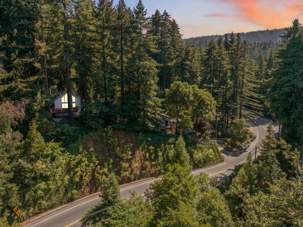 Boulder Creek, CA 95006,325 Fireside RD