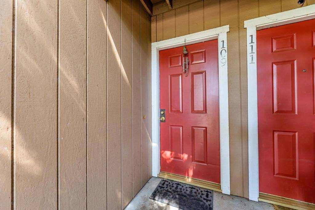 San Jose, CA 95133,2599 Easton LN #109