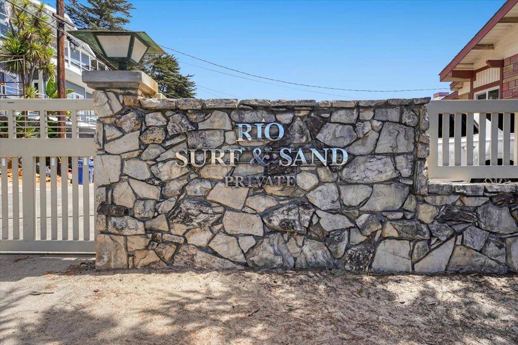 Aptos, CA 95003,617 Beach DR