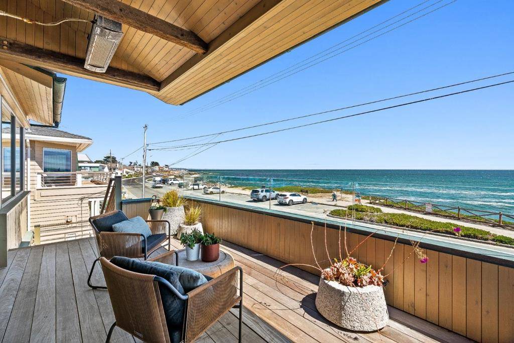 Santa Cruz, CA 95060,1122 W Cliff DR