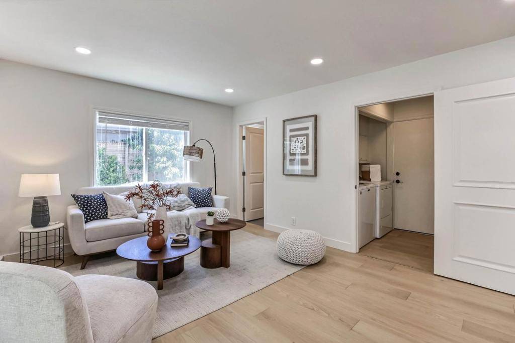 Cupertino, CA 95014,10780 La Roda DR