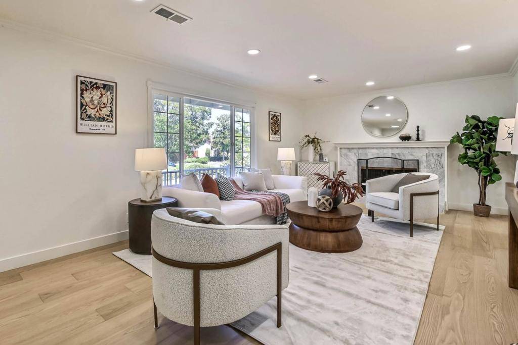 Cupertino, CA 95014,10780 La Roda DR