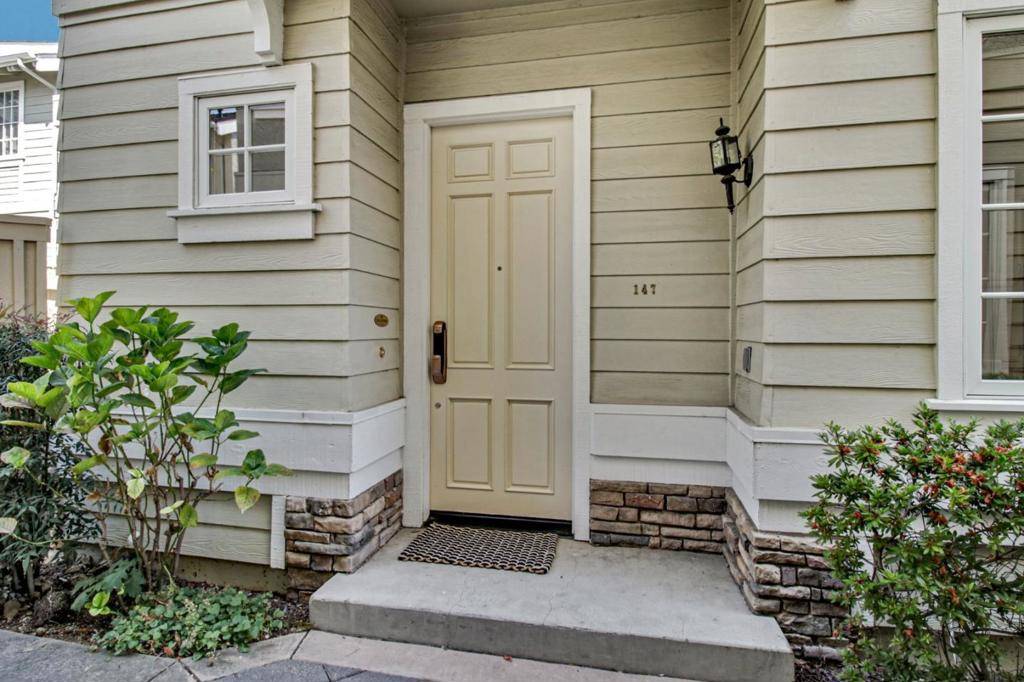Los Altos, CA 94022,147 Fremont AVE