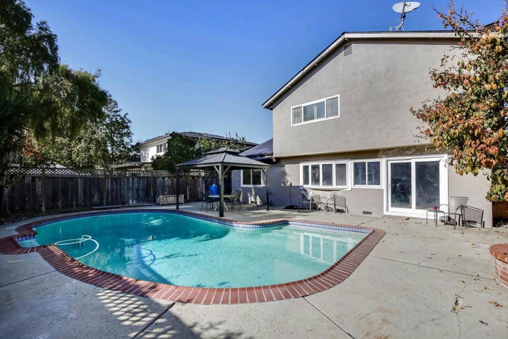 San Jose, CA 95123,358 Utica LN
