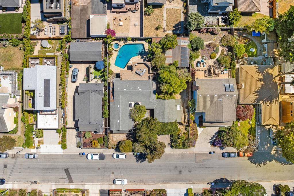 Santa Cruz, CA 95060,351 Oxford WAY