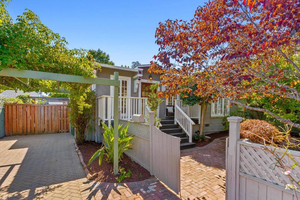Santa Cruz, CA 95060,1719 Bay ST